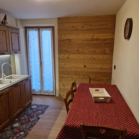 La Maison Des Coeurs, * Cogne